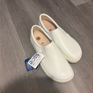White Slip-On Birkenstock Oswego